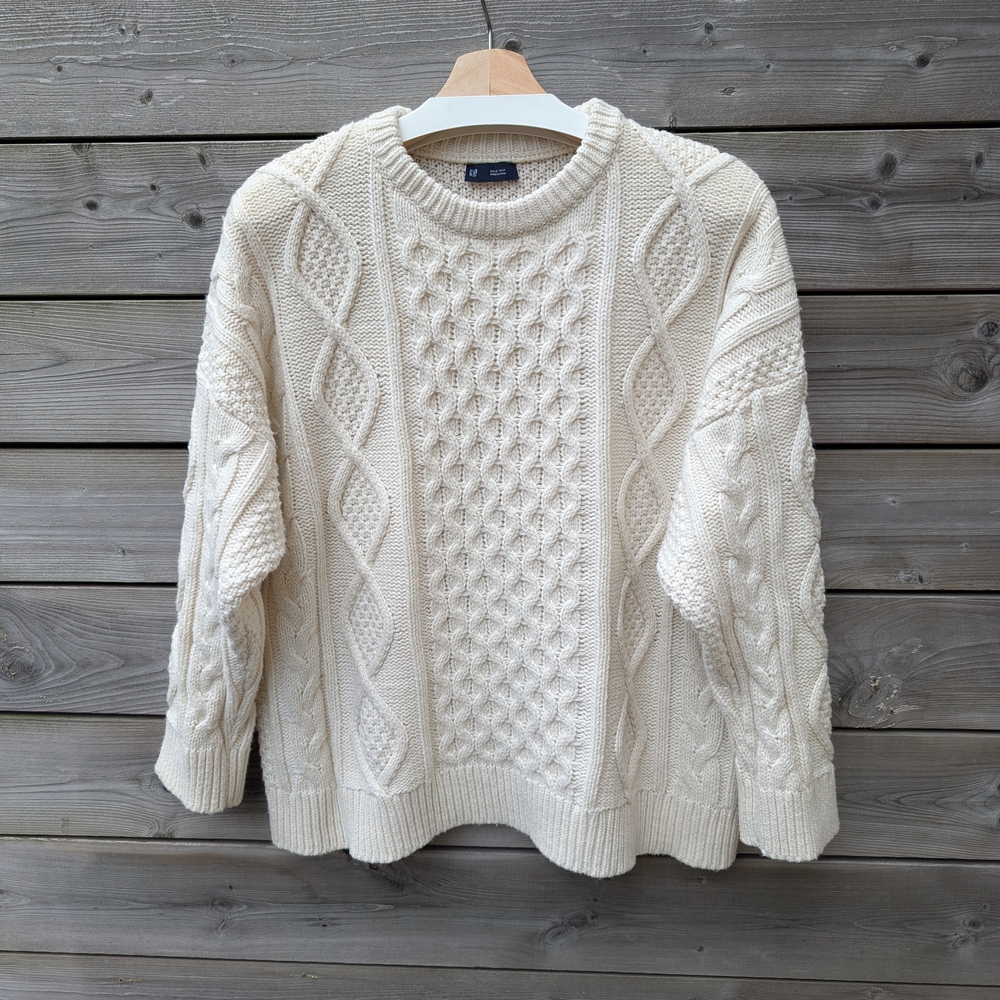 GAP Ivory Knit Sweater